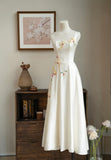 Gorgeous Off-White Spaghetti Strap A-Line Satin Embroidered Applique Party Dresses Sweet 16 Dress HZ1108