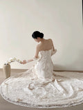 Elegant White Strapless Lace Applique A-Line Wedding Dress HZ1108