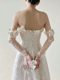 Elegant White Strapless Lace Applique A-Line Wedding Dress HZ1108