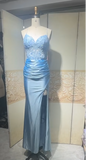 Elegant Sky Blue Spaghetti Straps Bodycon Lace Applique Satin Long Prom Dresses Formal Evening Gowns HZ1108