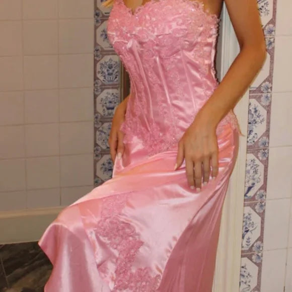 Sweet Pink Strapless Sheath Satin Lace Applique Prom Dresses Fashion Bridesmaid Dresses HZ1108