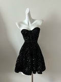 Chic Black Sweetheart Neck A-Line Sequin Short Prom Dresses Homecoming Dresses HZ1108