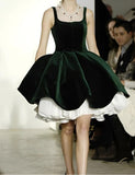 Vintage Forest Green Square Neck Velvet A-Line Short Ball Gowns Elegant Homecoming Dress HZ1108