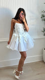 Elegant White Strapless A-Line Tulle Beaded Short Prom Dresses Homecoming Dresses HZ1108