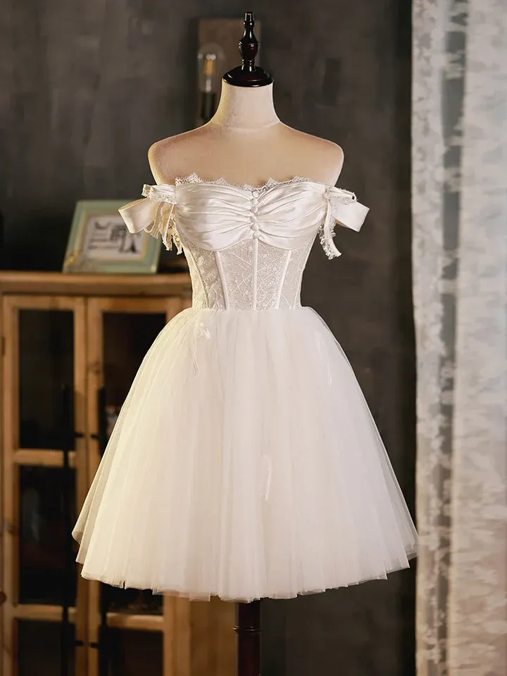 Diynav White Tulle Sweetheart Beaded Homecoming Dress, White Short Graduation Dresses HZ1017