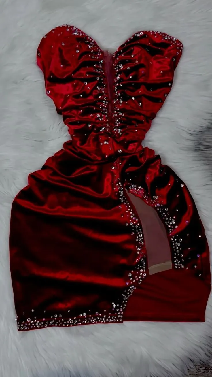 Diynav Burgundy Velvet Beaded Short Birthday Outfits Homecoming Dress HZ1017