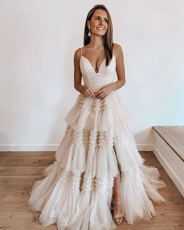 Diynav Gown V Neck Straps Light Champagne Tulle Prom Dresses HZ1017