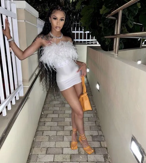 Diynav Strapless Satin Feathers Short White Homecoming Dress Cocktail Dress HZ1017