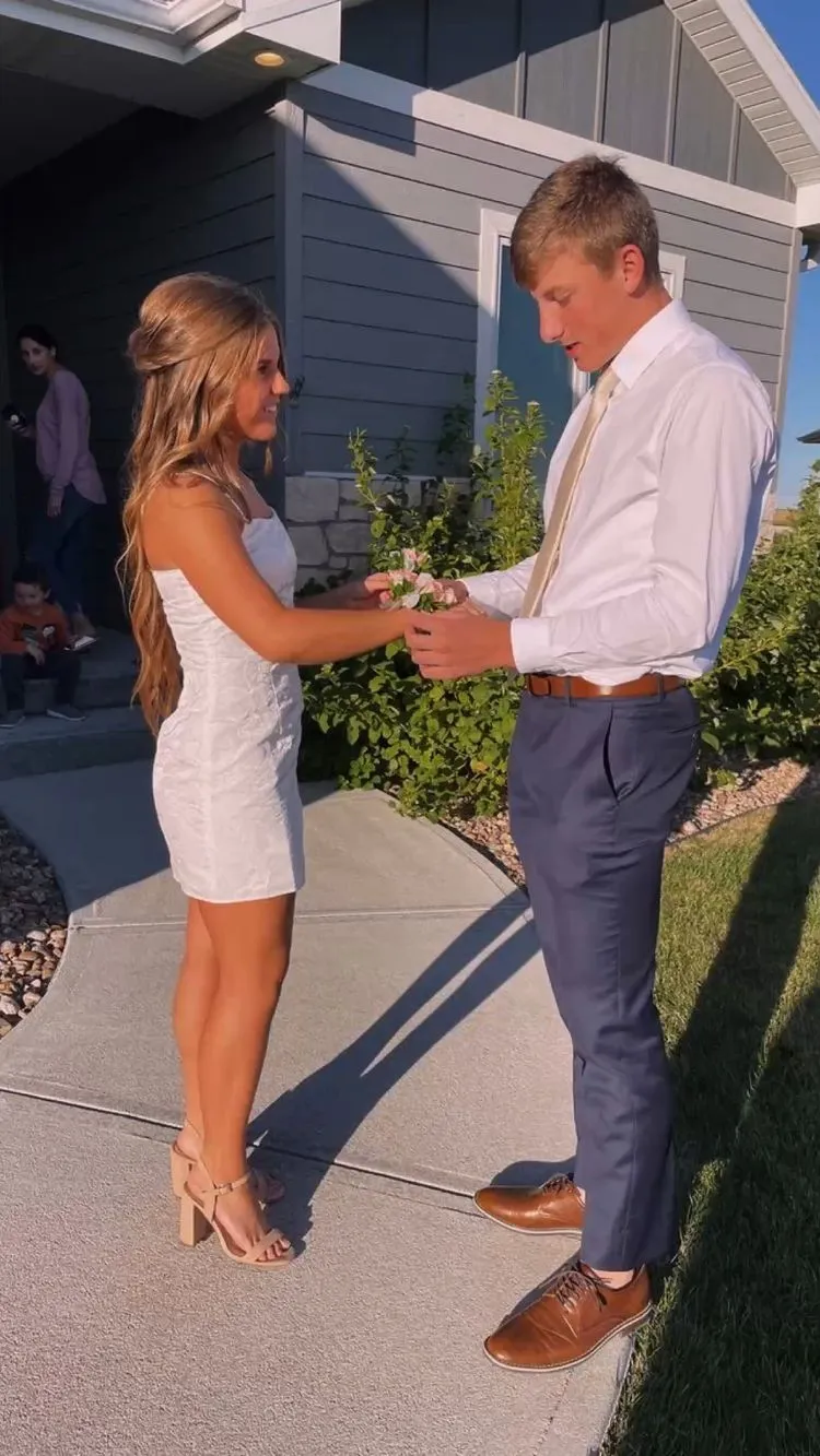 Diynav Short Homecoming Dress Cute White Party Dress HZ1017