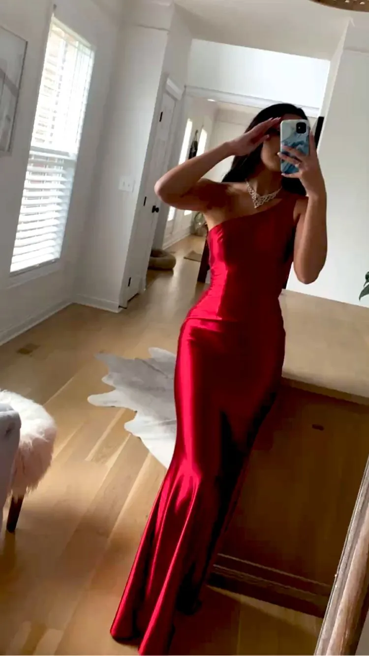Diynav Shoulder Red Satin Long Prom Dress Glamorous Evening Dress HZ1017