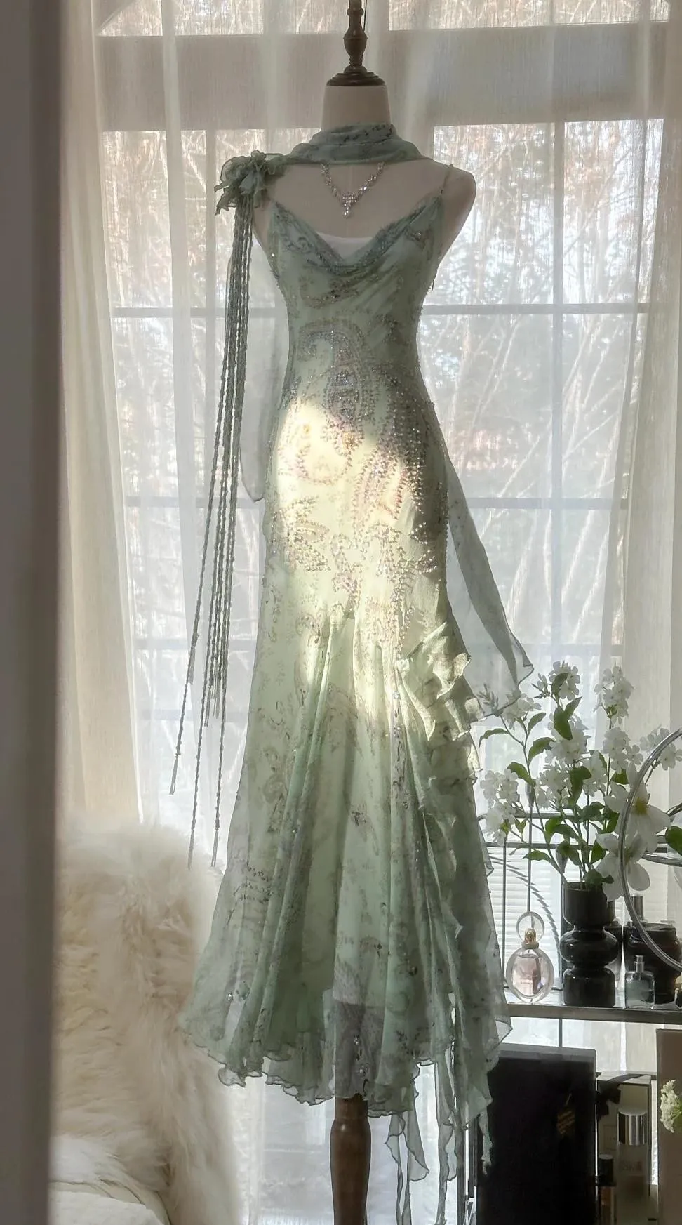 Elegant Green Mermaid Formal Dresses Beaded Chiffon Open Back Long Prom Dresses Spaghetti Straps Guest Dresses HZ1108