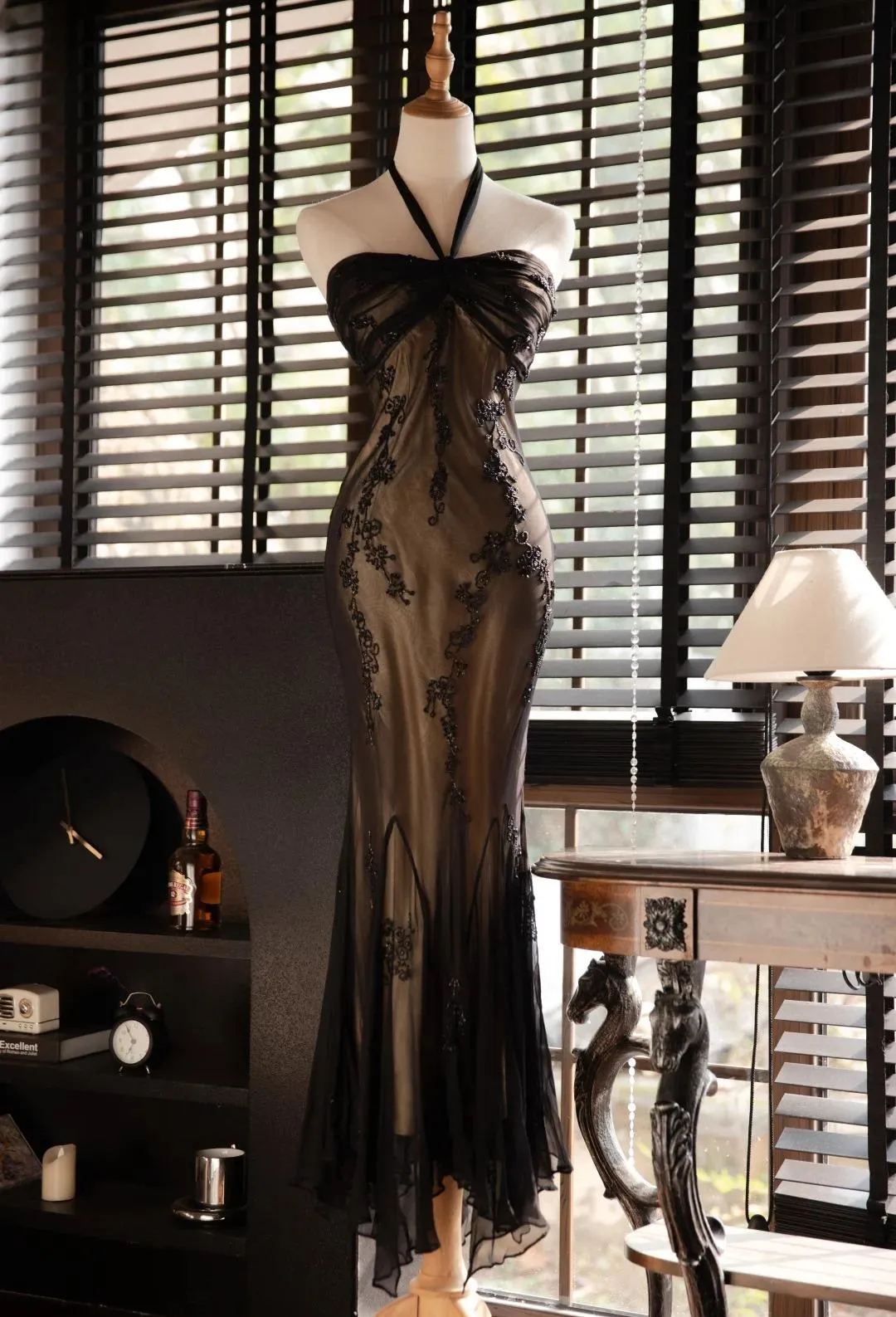 Mermaid Halter Neck Tulle Applique Long Prom Dress HZ1108