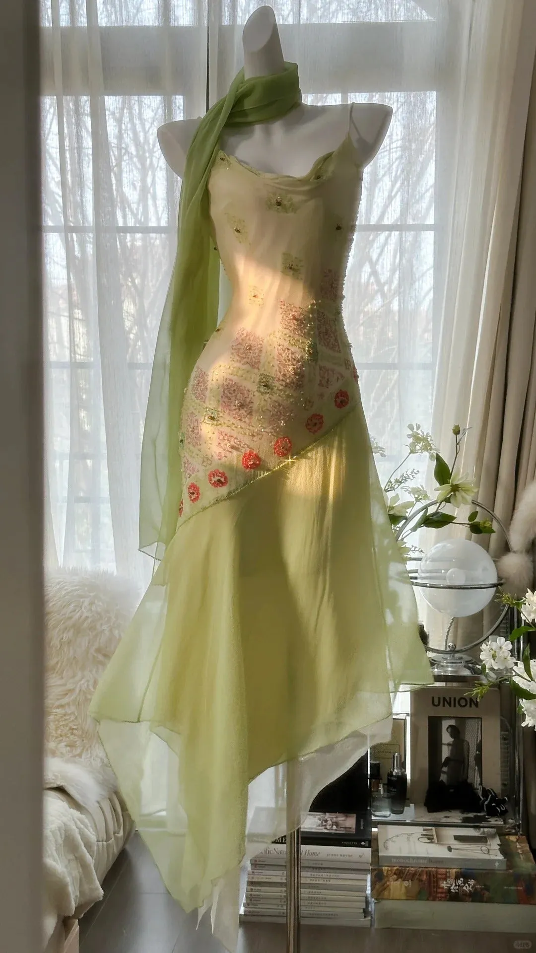 Fairytale Green Spaghetti Straps Vintage Party Dress Sheath Chiffon Beaded Short Prom Dresses HZ1108