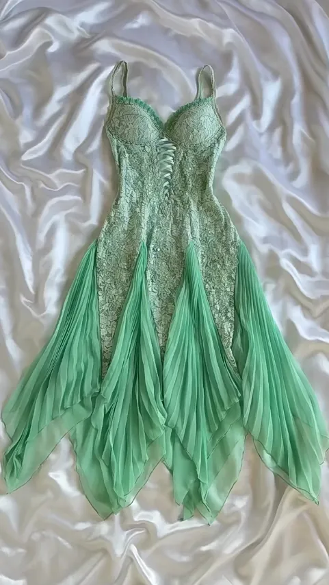 Gorgeous Green Spaghetti Straps A-Line Lace Chiffon Short Prom Dresses HZ1108