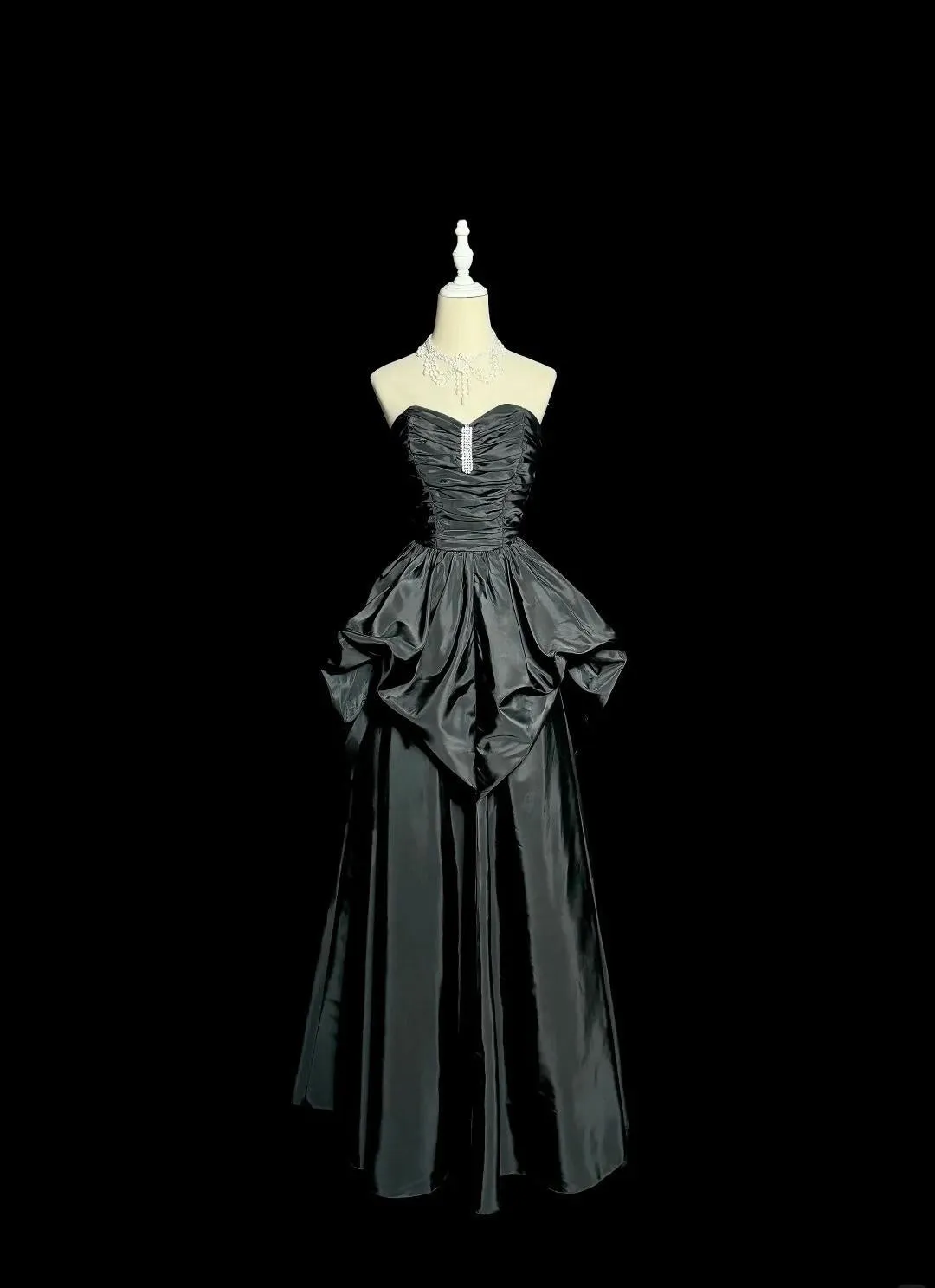 Glam Black Sweetheart Neck A-Line Taffeta Long Prom Dresses Elegant Formal Evening Gowns HZ1108