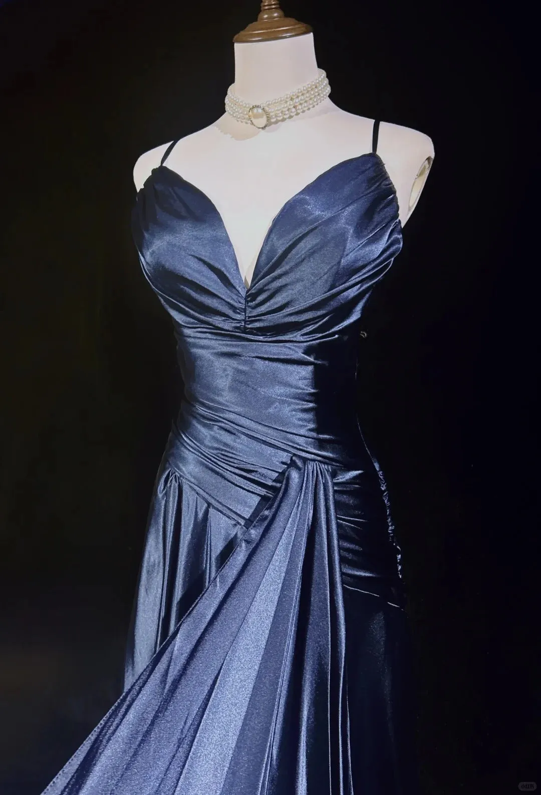 Stunning Navy Blue Spaghetti Straps A-Line Satin Long Prom Dress Formal Evening Gowns with Pleats HZ1108 - Image 4