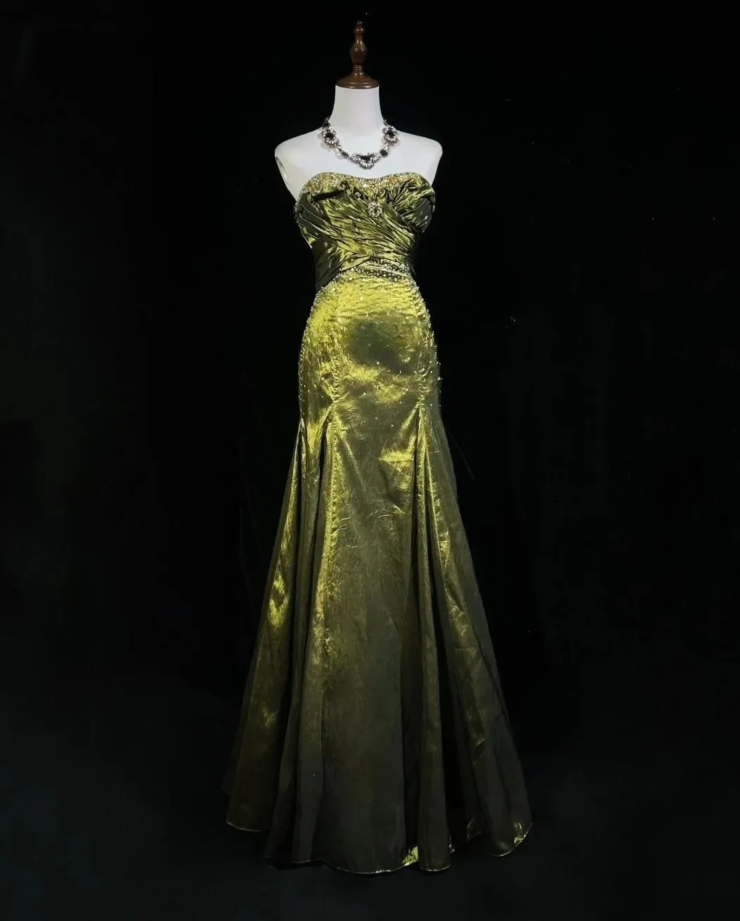 Elegant Green Strapless Mermaid Beaded Satin Long Prom Dresses Formal Evening Gowns HZ1108