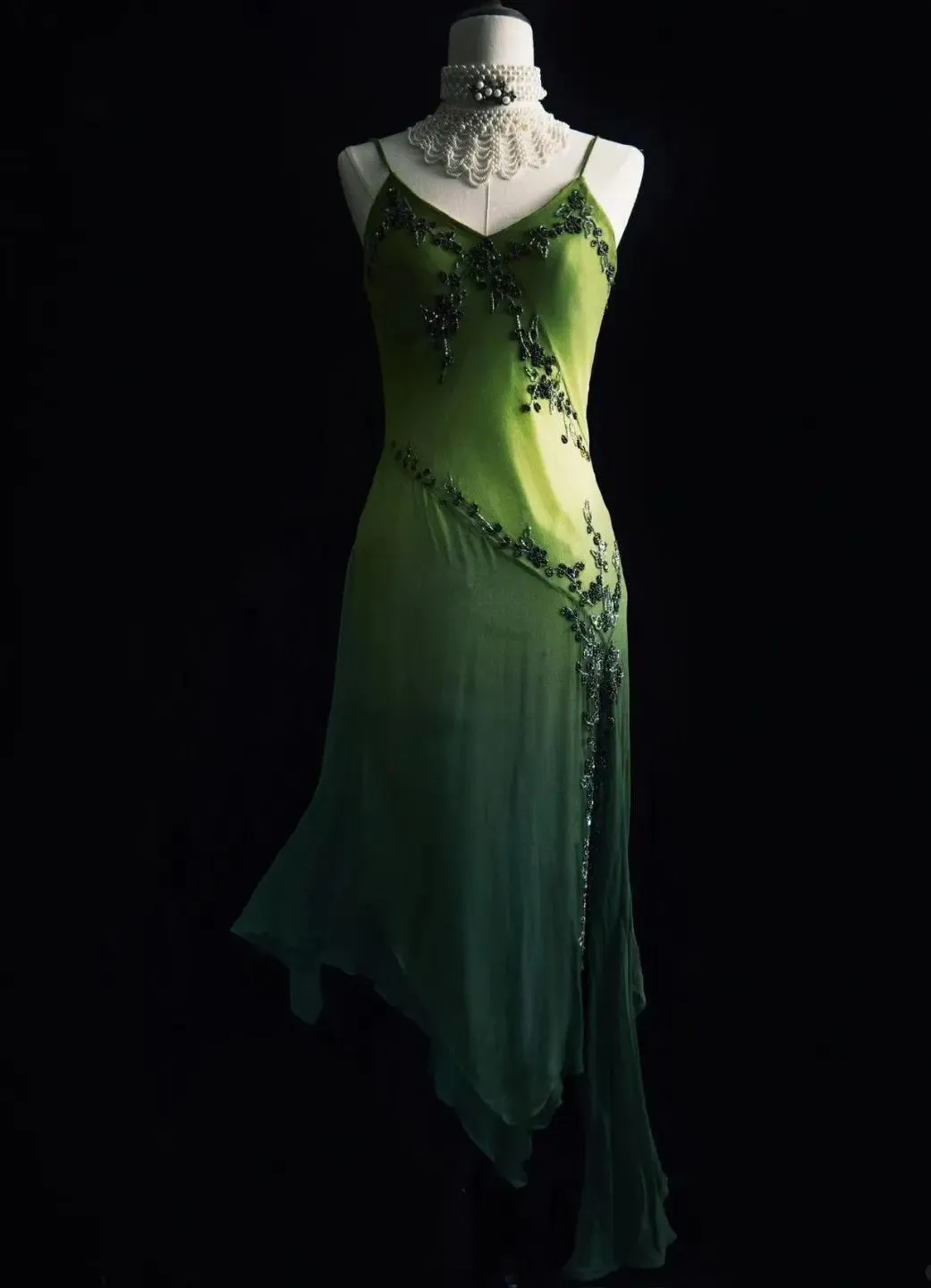 Vintage Green Spaghetti Straps Sheath Beaded Chiffon Long Prom Dresses with Slits HZ1108
