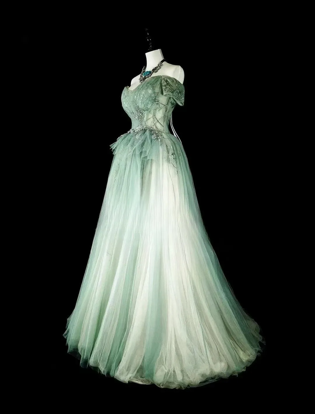 Sweet Green Off Shoulder A-Line Tulle Long Prom Dresses Formal Evening Gowns HZ1108 - Image 2