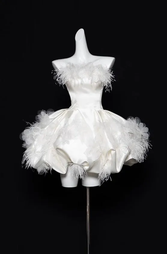 Elegant White Strapless A-Line Satin Short Prom Dresses Homecoming Dress HZ1108