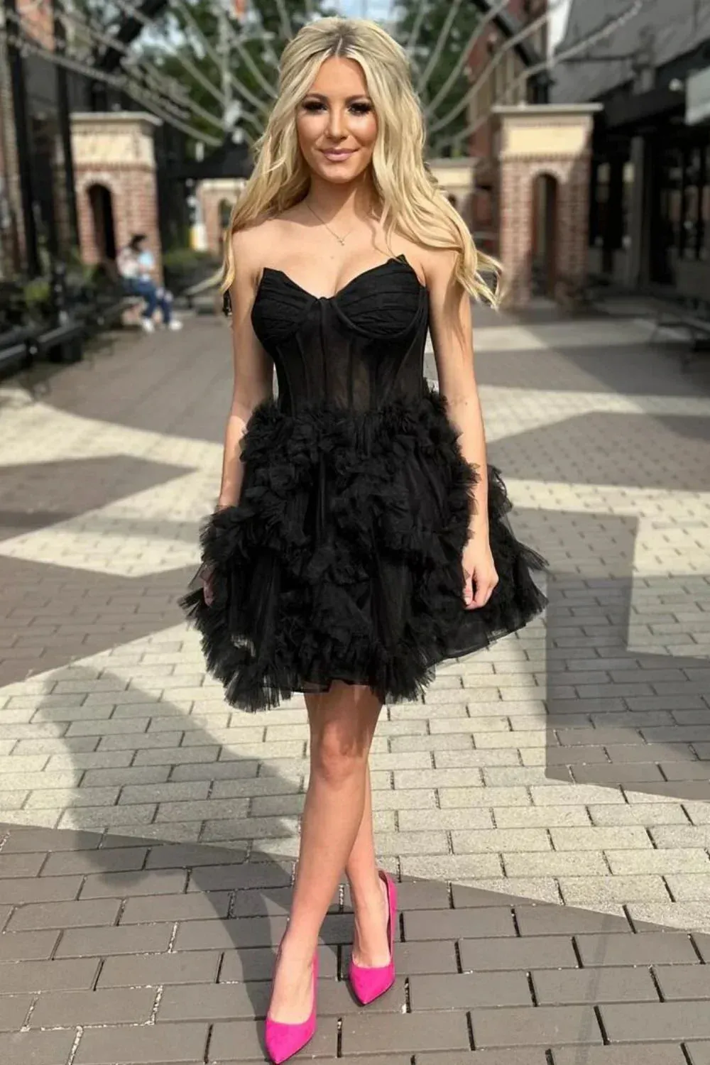 Simple Black Strapless A-Line Tulle Short Prom Dresses Homecoming Dress HZ1108