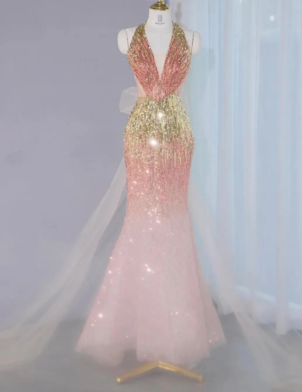 Gorgeous Ombre Peach Tulle V-Neck Mermaid Gold Sequins Long Prom Dresses Glam Formal Evening Dress HZ1108
