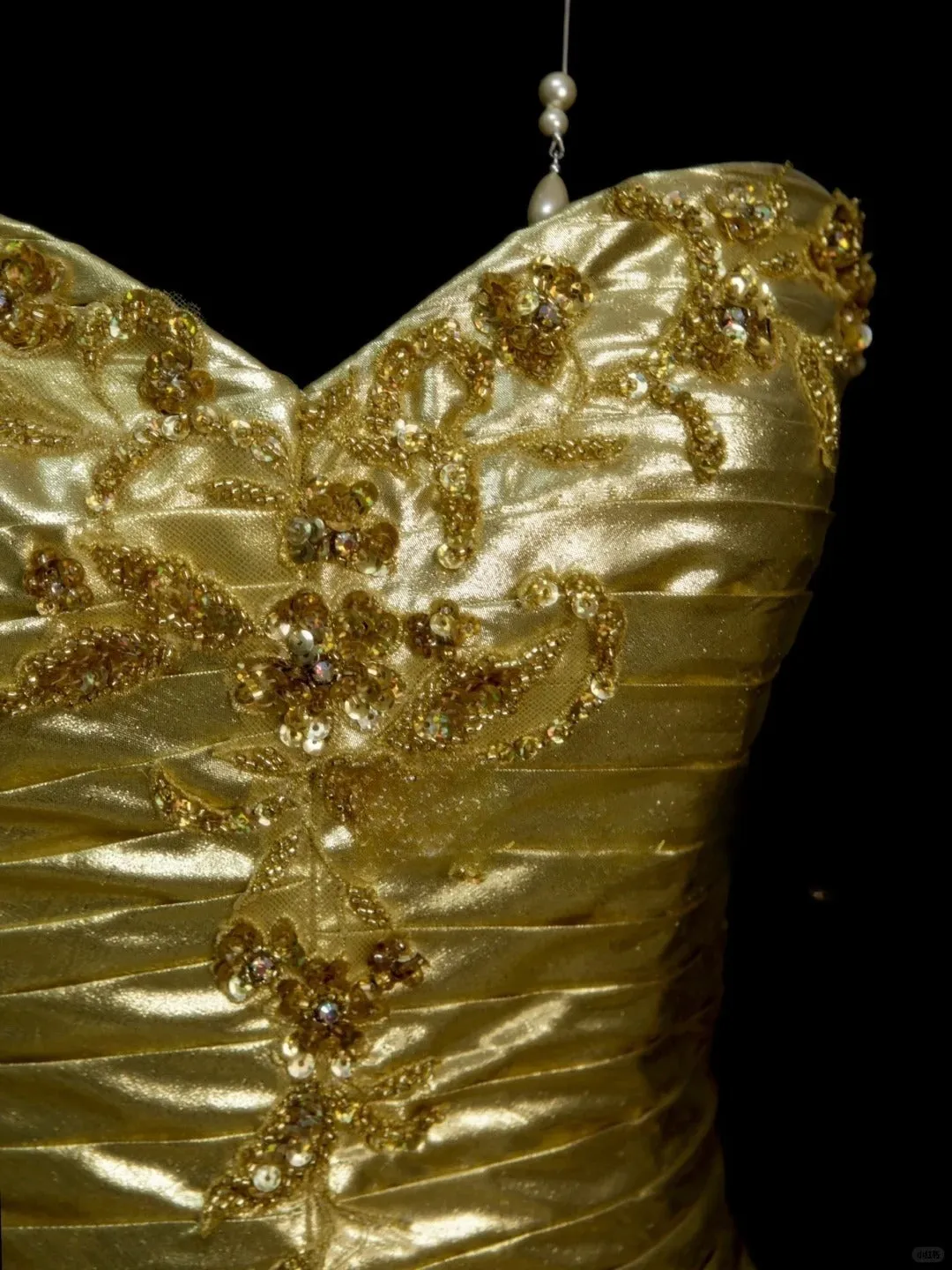 Glitter Gold Sweetheart Neck A-Line Homecoming Dress Satin Beaded Short Prom Dresses HZ1108 - Image 2
