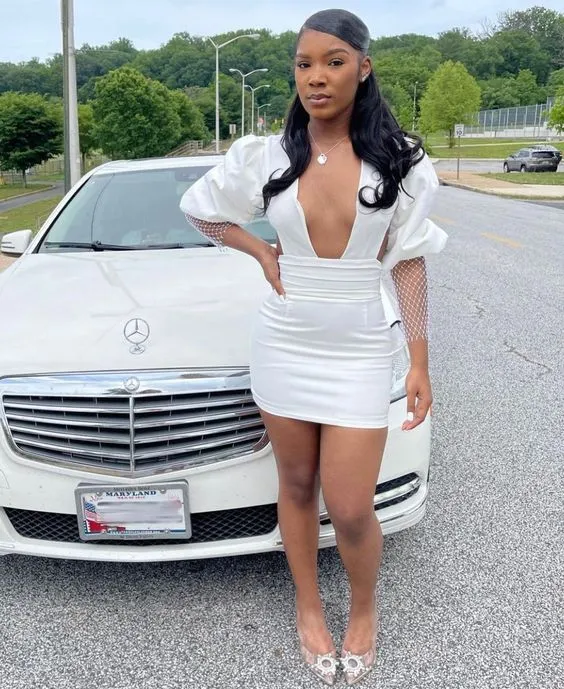 Diynav Graduation Outfit Dress White Short Homecoming Dress Deep V Neck Party Dress HZ1017