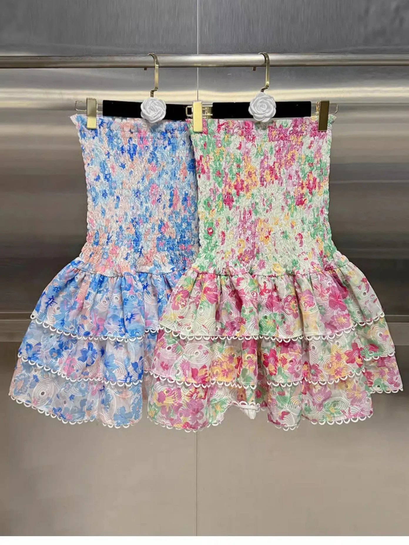 Diynav Style Color Print Tight Chest Short Skirt Hollow To Take The Lot Of Leaves On The Side Of The Slimmed Dress Dress Woman