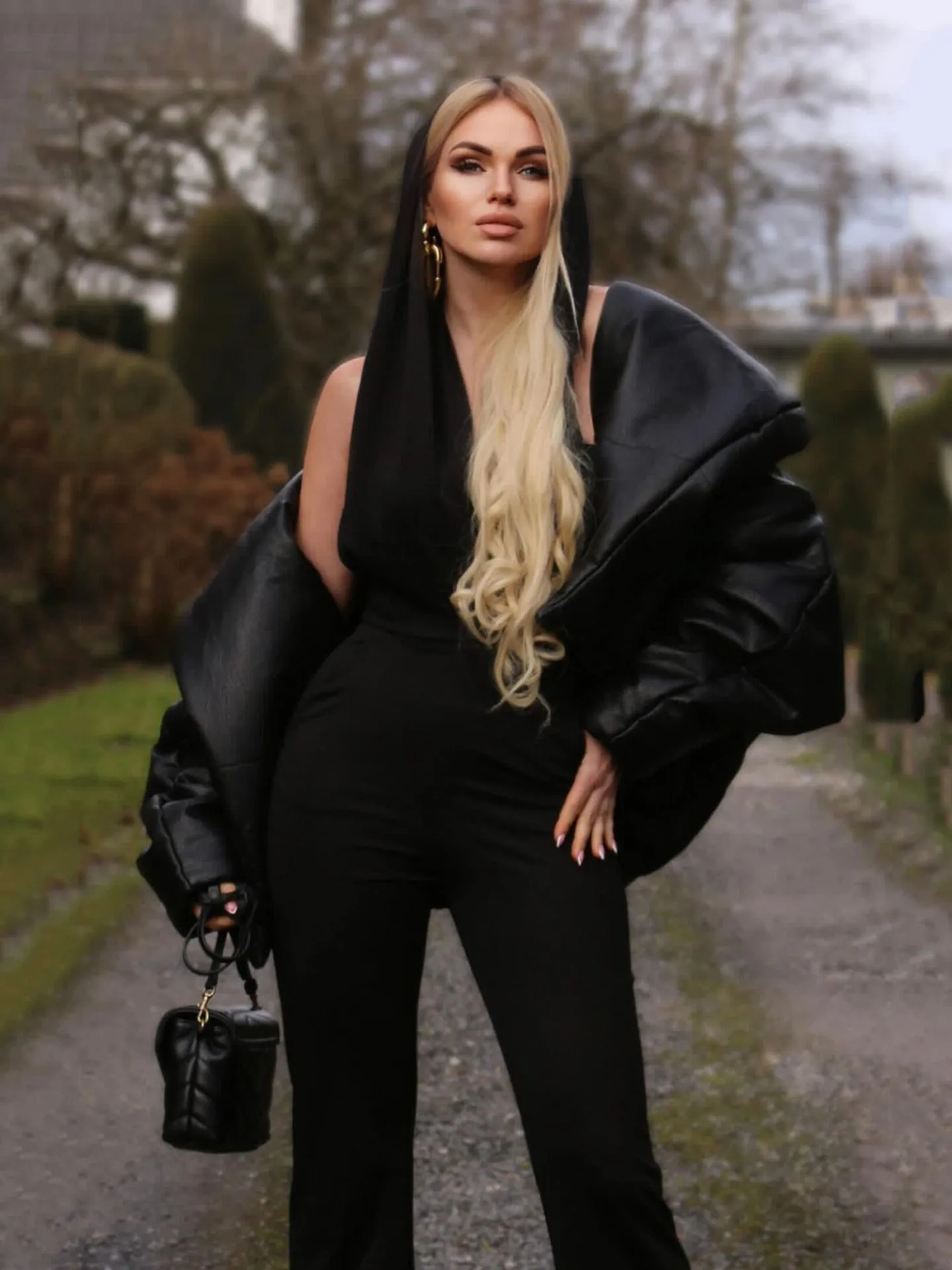 Diynav Casual Black Hooded Neck Jumpsuit Sleeveless Bare Back Sexy Body High-End Temperament Trousers Woman