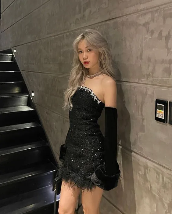 Diynav Sequins Homecoming Dresses With Feather HZ1017