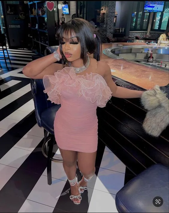 Diynav Pink Bodycon Dress,Short Pink Homecoming Dress with Ruffles HZ1017