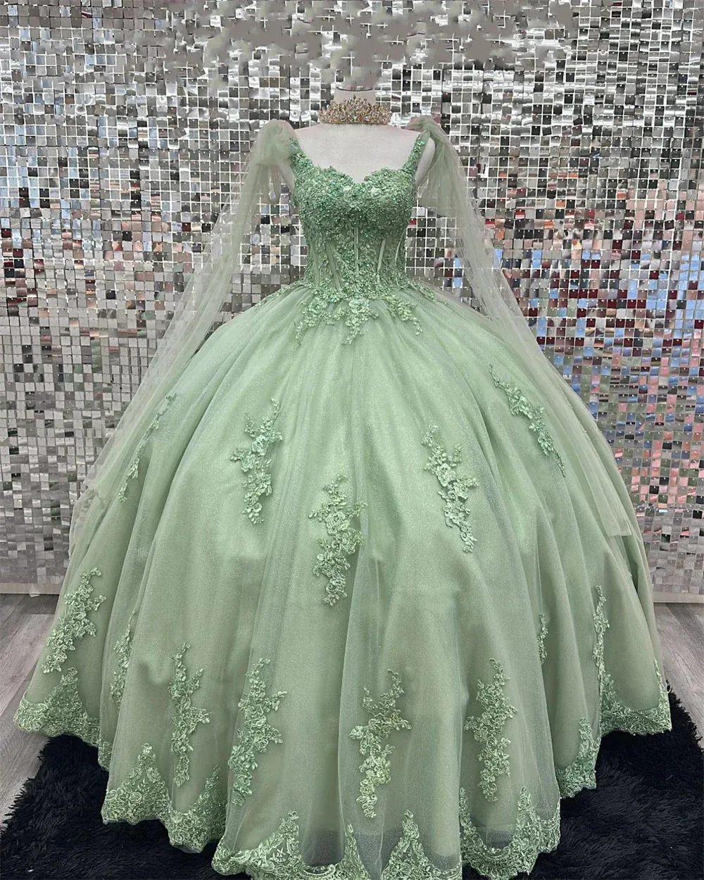Diynav Green Quinceanera Dresses,Lace Sweet 16 Dresses Appliques,Sage Green Ball Gown HZ1017