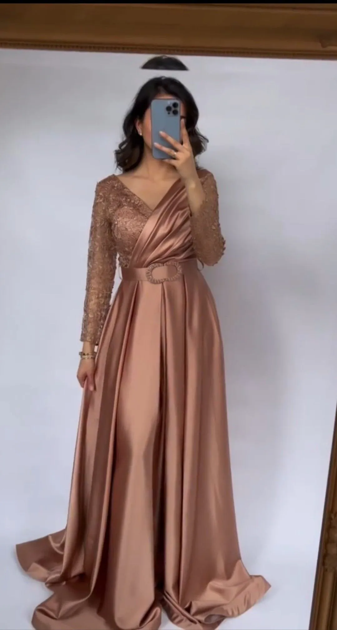 Diynav A-line Satin Evening Dress With Long Sleeves Fashion Evening Gown HZ1017