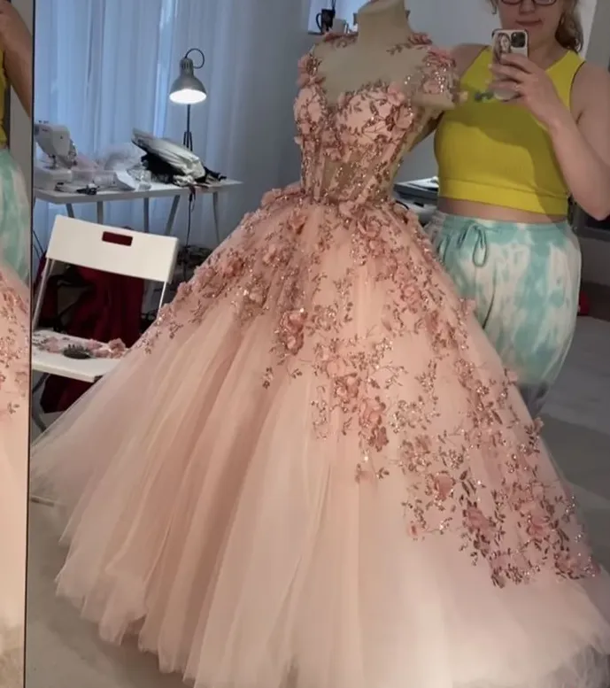 Diynav Pink Flowers Applique Ball Gown,A Line Tulle Prom Dresses,Quinceanera Dresses HZ1017