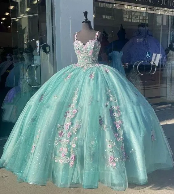 Diynav Mint Green Plus Size Quinceanera Dresses Lace Applique Ball Gown Sweet 16 Dress HZ1017