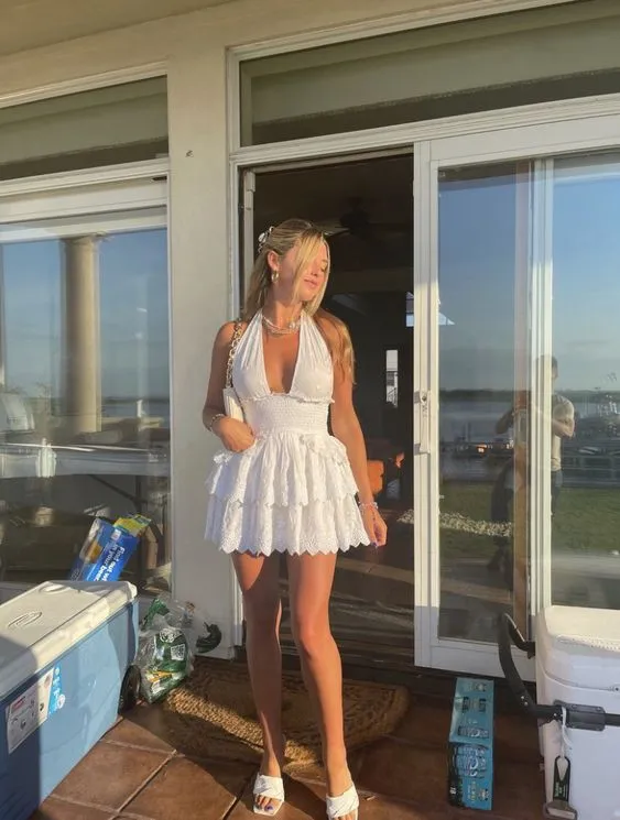 Diynav Halter Neckline Homecoming Dress,Short Party Dress HZ1017