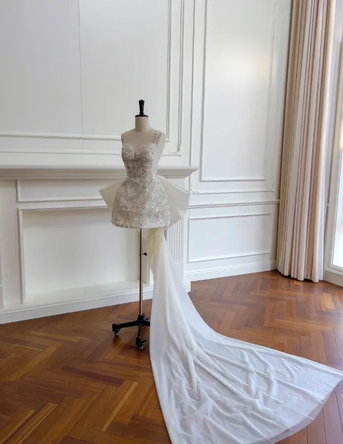 Diynav White Tulle Sequins Homecoming Dress A Line Short Prom Dress With Bow HZ1017