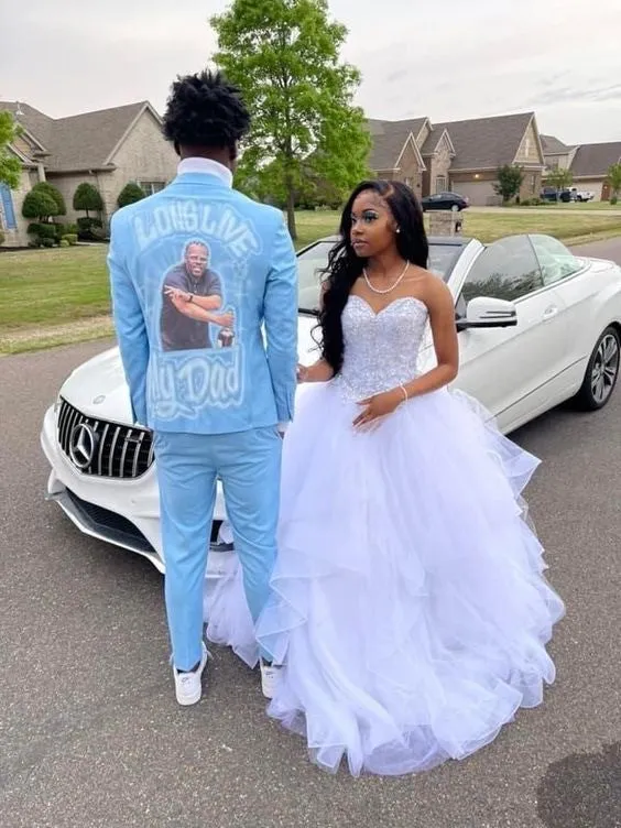 Diynav Neckline Tulle Ball Gown HZ1017