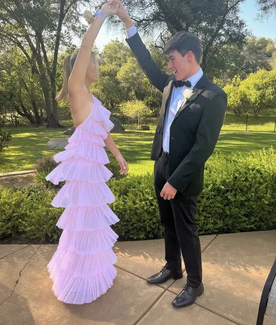 Diynav Halter Pink Layered Long Prom Evening Dresses,Chic Formal Gown HZ1017