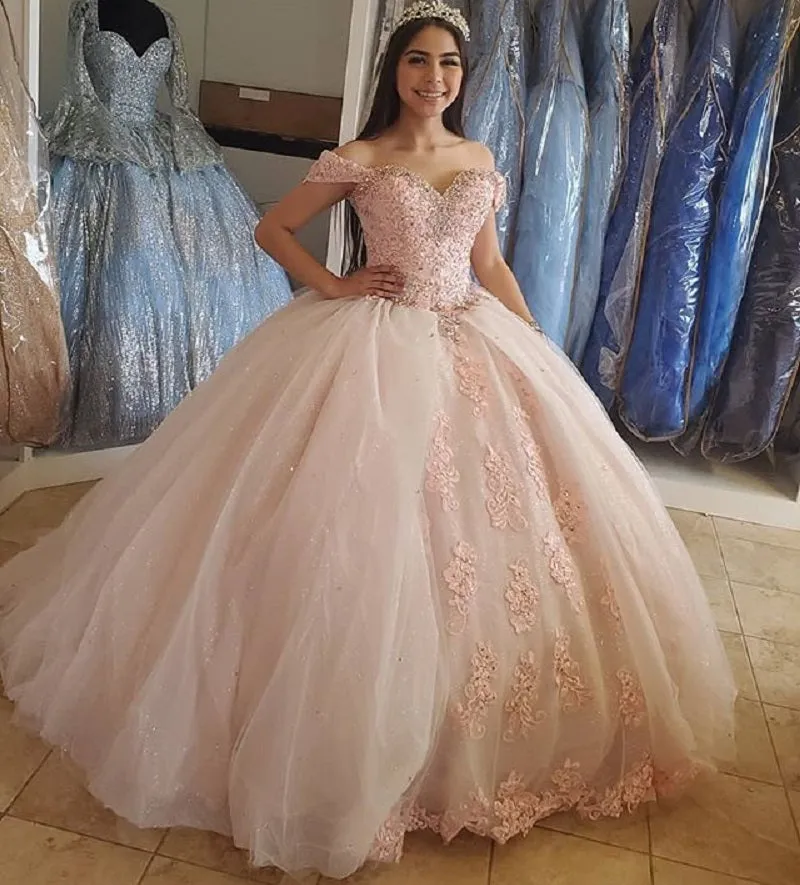 Diynav Pink Puffy Sweet 16 Off Shoulder Ball Gowns Sixteen Beaded Crystal Light Pink Tulle Quinceanera Dress Princess Prom Dresses HZ1017